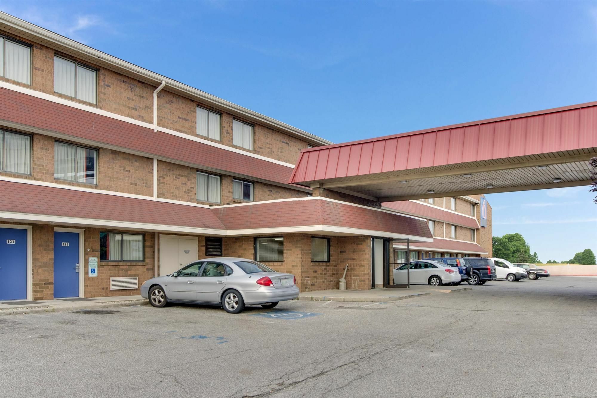 Red Roof Inn Plus+ Columbus - Worthington Exterior foto